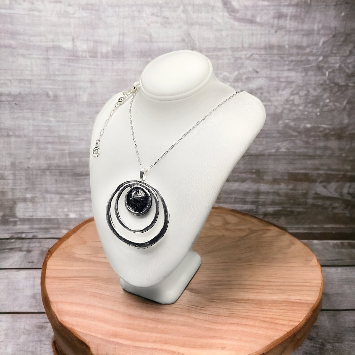 Ripple Necklace