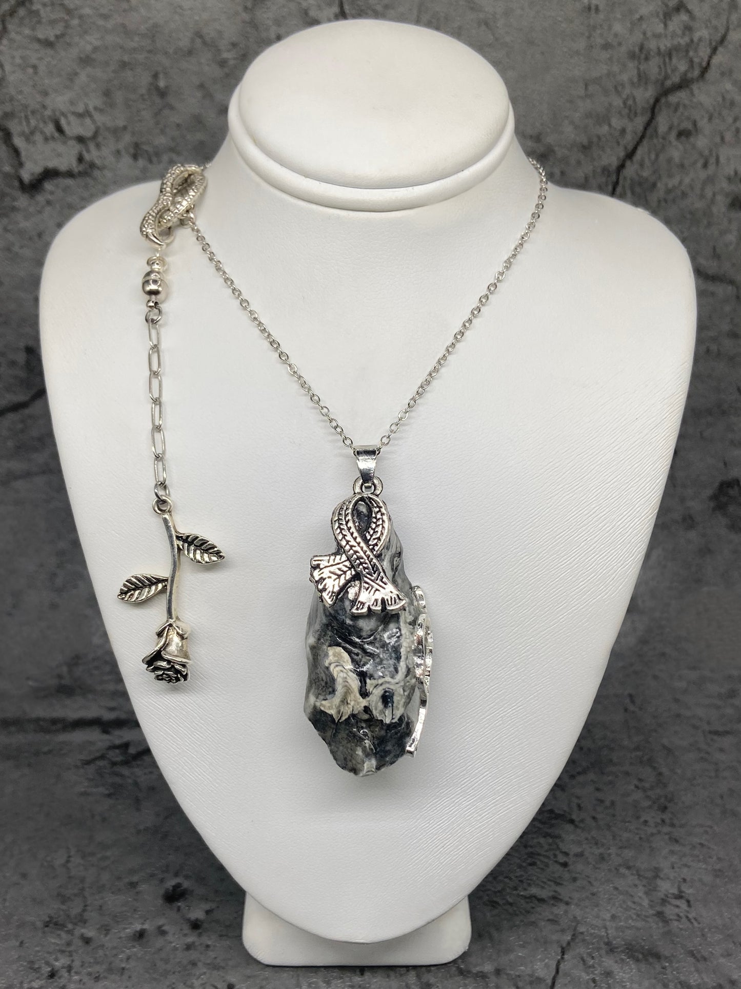 Éléphant dans le Collier
