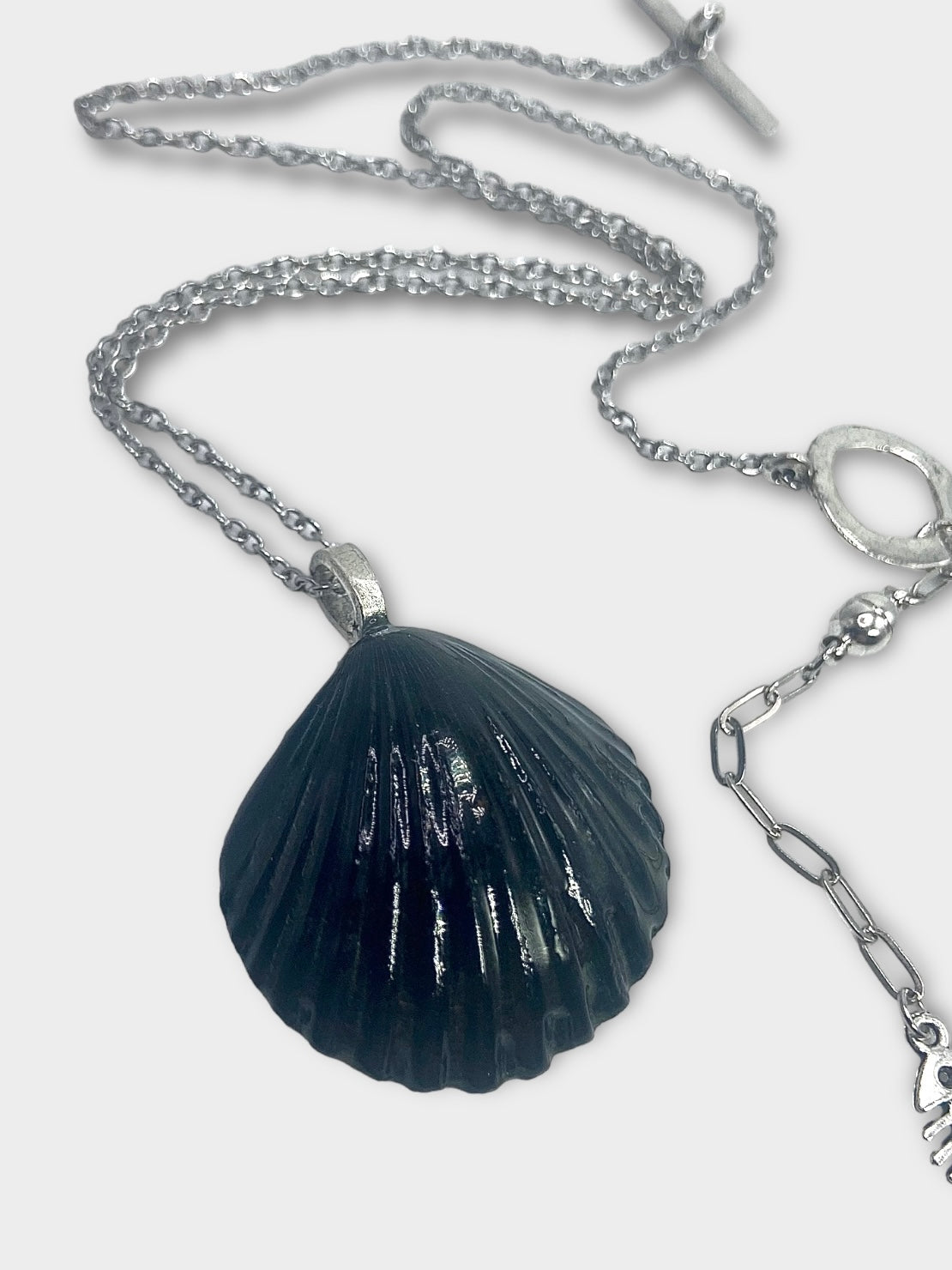 Black Scallop Necklace