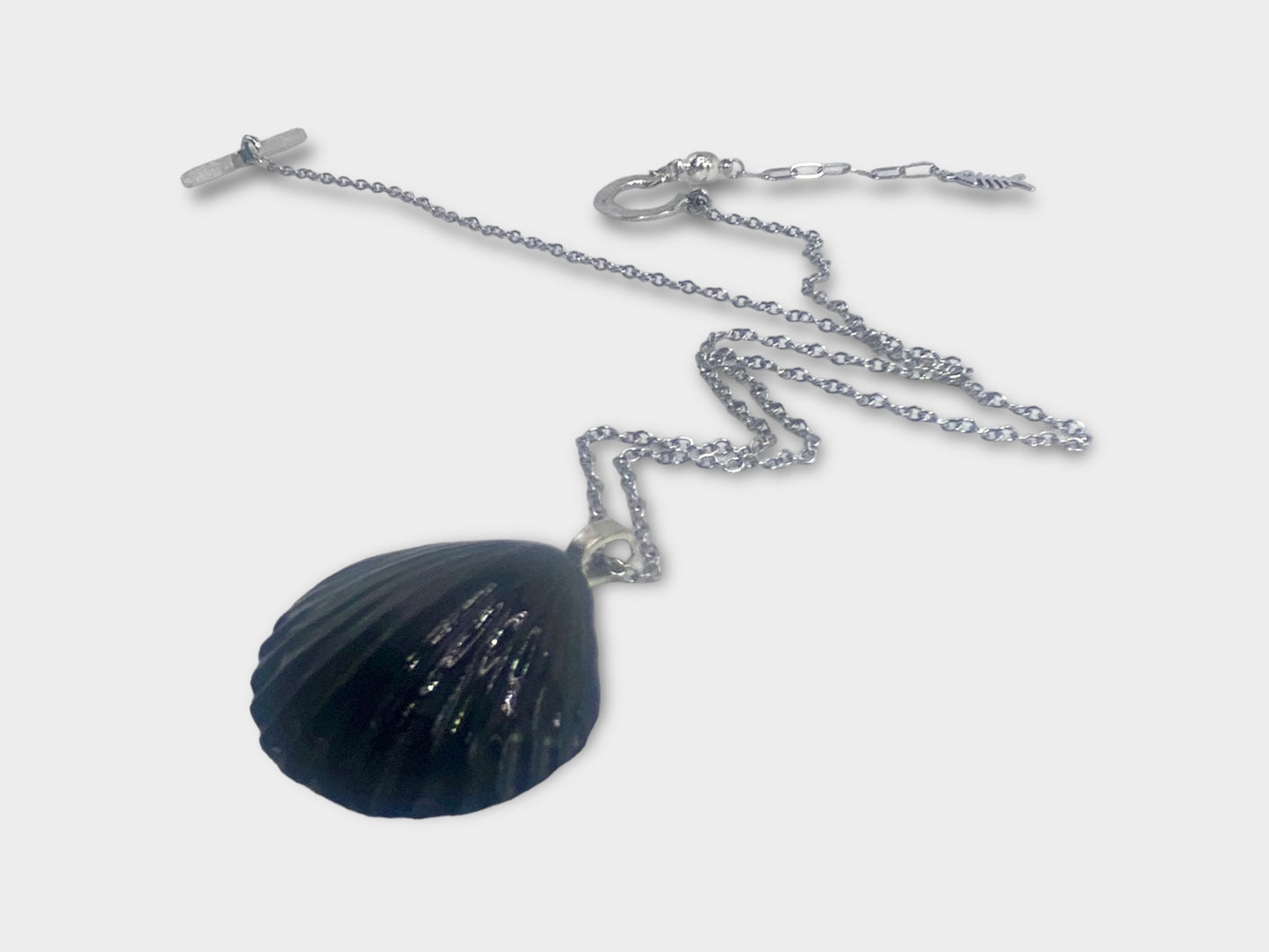 Black Scallop Necklace